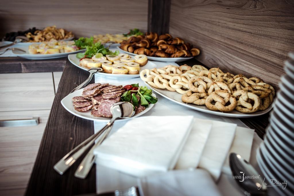 Penzion Vino Hruska Blatnička 외부 사진